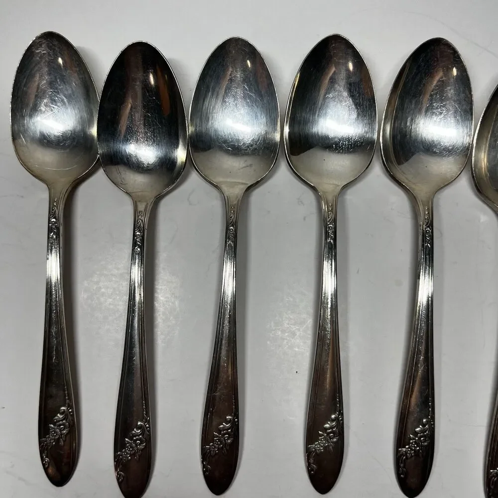Lot of 8 Vintage Oneida Community TUDOR PLATE 6
